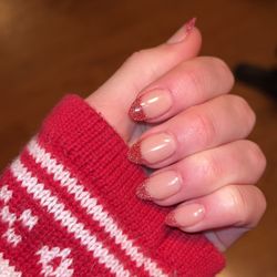 Solar Nails & Spa