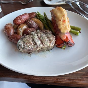 Palisade - YUMMY - Seafood Near Me - Seattle, Washington Palisade - YUMMY - Seafood Near Me - Seattle, Washington