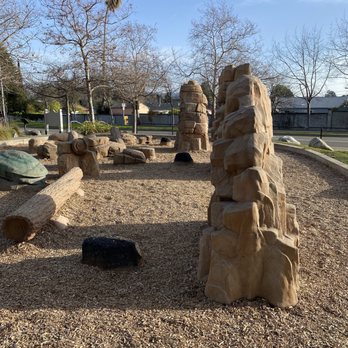 Castro Valley Creek Park - Parks Near Me - Castro Valley, California Castro Valley Creek Park - Parks Near Me - Castro Valley, California