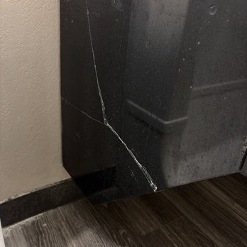 Motel 6 - How does this even happen - Hotels Near Me - El Centro, California