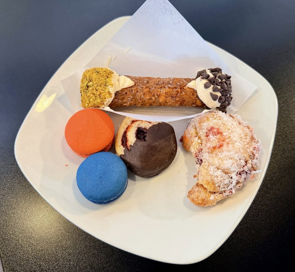 Social spots from Little Cannoli Bakery