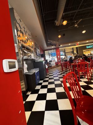 Hut’s Hamburgers by null