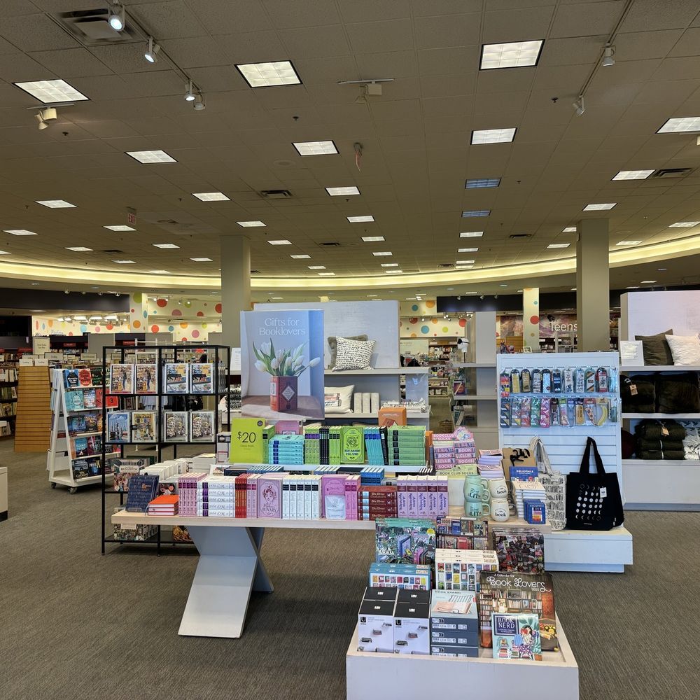 Chapters - Books, Mags, Music & Video Near Me - Newmarket, Ontario Chapters - Books, Mags, Music & Video Near Me - Newmarket, Ontario