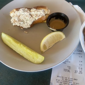 CabbyShack - $27 for a tiny tuna sandwich and a 1 vodka and soda. Total clip joint. - Seafood Near Me - Plymouth, Massachusetts