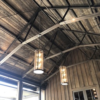 Ram's Gate Winery - Amazing high ceilings inside the main entrance. - Wineries Near Me - Sonoma, California Ram's Gate Winery - Amazing high ceilings inside the main entrance. - Wineries Near Me - Sonoma, California