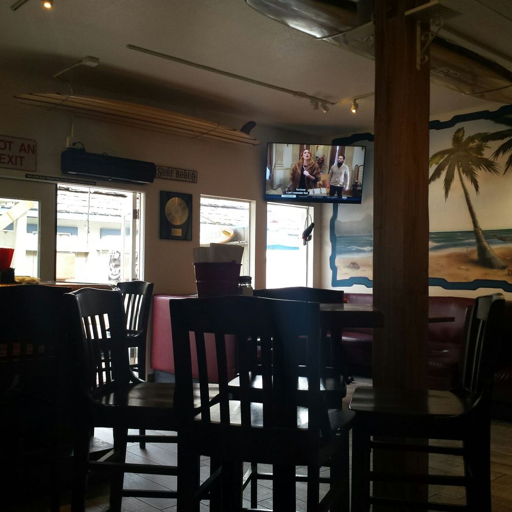 Duke's Beach Grill - Bars Near Me - Ventura, California