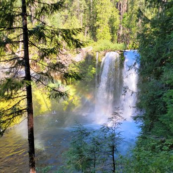 Sahalie Falls - Hiking Near Me - Sisters, Oregon Sahalie Falls - Hiking Near Me - Sisters, Oregon
