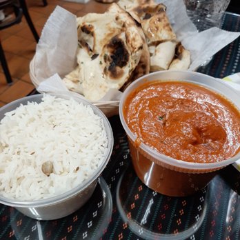 Himalayan Kitchen - Chicken tikka masala and garlic naan - Indian Near Me - Somerville, Massachusetts Himalayan Kitchen - Chicken tikka masala and garlic naan - Indian Near Me - Somerville, Massachusetts