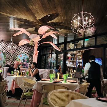Pink Steak - Outdoor patio seating - Steakhouses Near Me - West Palm Beach, Florida Pink Steak - Outdoor patio seating - Steakhouses Near Me - West Palm Beach, Florida