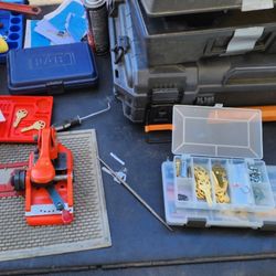 GS Lockshop - Warm day for a re-key job.