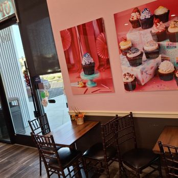 Smallcakes Decadent Coffee - Love the vibe and atmosphere here. - Cupcakes Near Me - Modesto, California Smallcakes Decadent Coffee - Love the vibe and atmosphere here. - Cupcakes Near Me - Modesto, California
