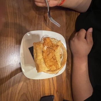 Horizon 76 - Fried Chicken Pot Pie 10/10 - New American Near Me - Keller, Texas Horizon 76 - Fried Chicken Pot Pie 10/10 - New American Near Me - Keller, Texas