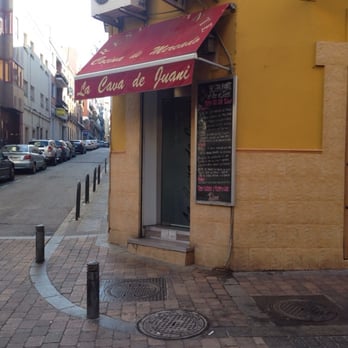La Cava de Juani - Fachada de entrada C/Jaén con C/Palencia. - Modern European Near Me - Madrid, M