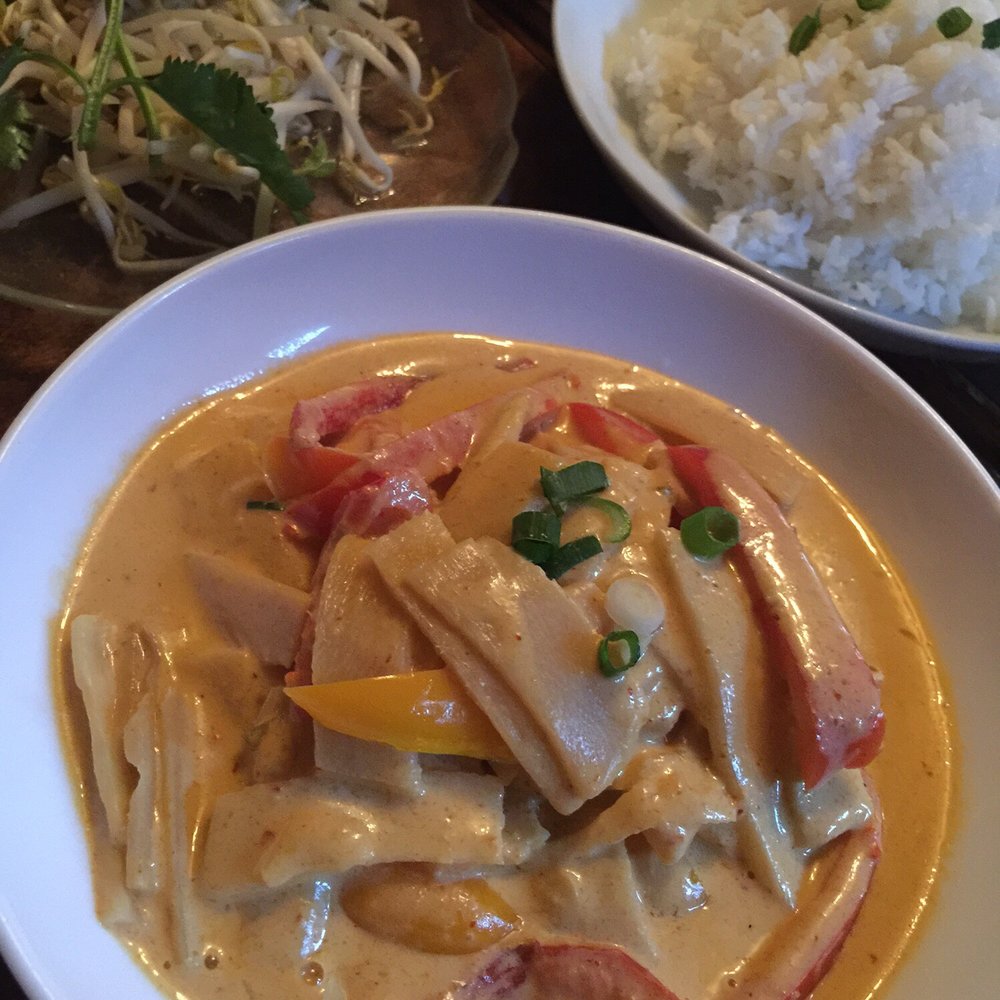 Yummy curry chicken
