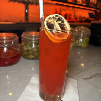 Cross Road - Rum punch - Caribbean Near Me - Brooklyn, New York