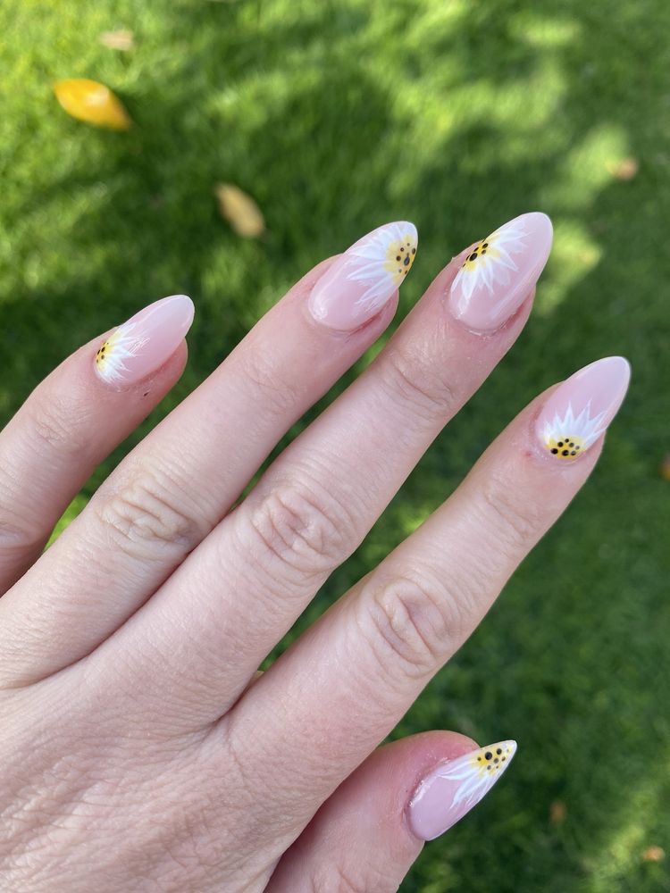 Bellazzio Nails & Spa