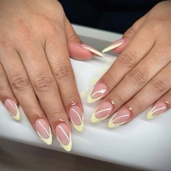 Top Coat Nail Salon & Spa