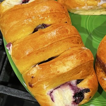 Guanajuato Bakery - Blueberry danish - Bakeries Near Me - San Antonio, Texas Guanajuato Bakery - Blueberry danish - Bakeries Near Me - San Antonio, Texas