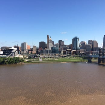 Cincinnati Marriott at RiverCenter - Good Morning Cincinnati - Hotels Near Me - Covington, Kentucky Cincinnati Marriott at RiverCenter - Good Morning Cincinnati - Hotels Near Me - Covington, Kentucky
