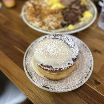 Art's Corner Cafe - Cinnamon roll - Breakfast & Brunch Near Me - Ventura, California Art's Corner Cafe - Cinnamon roll - Breakfast & Brunch Near Me - Ventura, California