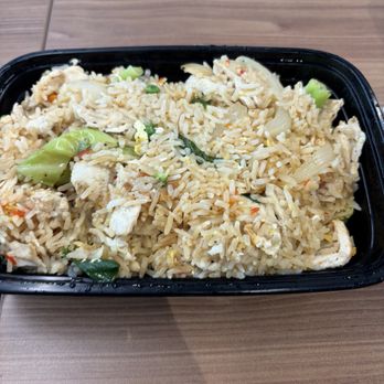 Thai Basil - Thai Fried Rice (chicken) - Thai Near Me - Tempe, Arizona