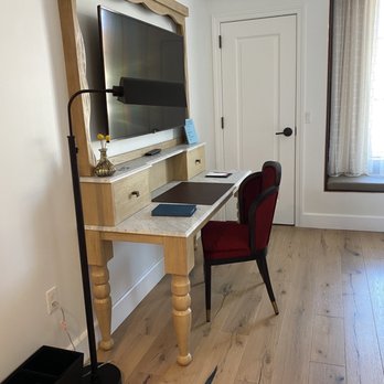 The Advenire - Desk area near the bed. - Hotels Near Me - St. George, Utah The Advenire - Desk area near the bed. - Hotels Near Me - St. George, Utah