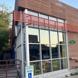 Simple Bakery & Market