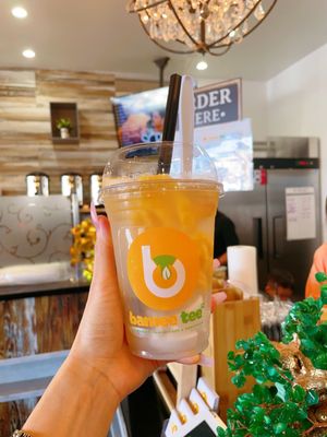 Bamee Tee - Vietnamese Sandwiches, Milk Teas, & Snacks by null