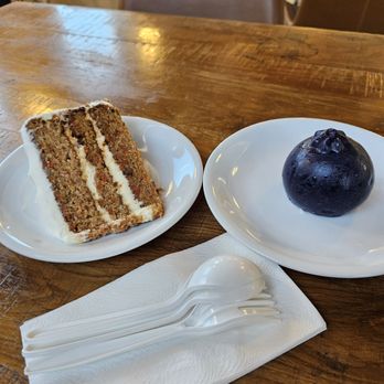 Cafe 44 - Slice of carrot cake [yum] and blueberry mousse [yum] - Cafes Near Me - Morton Grove, Illinois