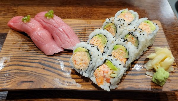その他 KUSHI Sushi Koushi, 17848 Garden Way NE, Woodinville, WA 98072, US