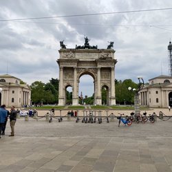 Parco Sempione - Entrance into the park