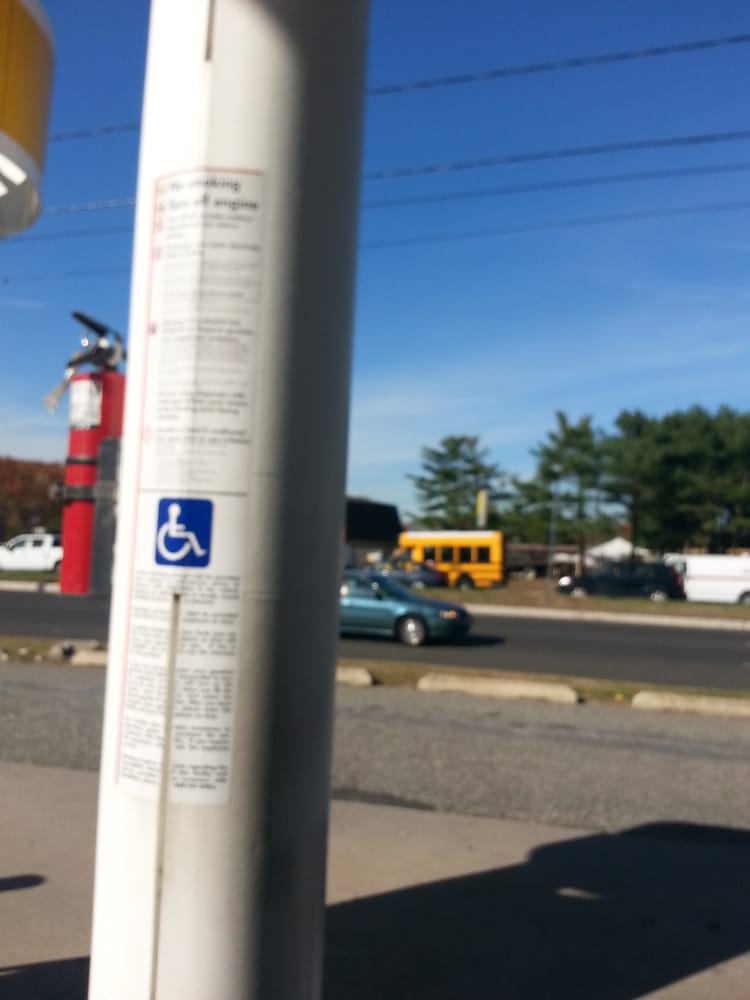 TURNPIKE SHELL New Jersey Tpke, Moorestown, New Jersey Gas Stations