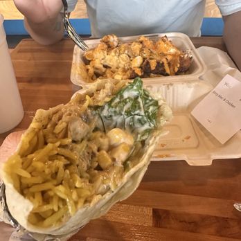 Wise Street Eats - Chicken Gyrito and Dirty Mac with Chicken - Fast Food Near Me - Spring, Texas