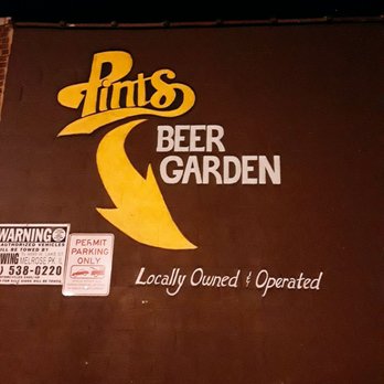 Pints - Pints has two entrances, one from the street and one from the side! Just use caution where you park 0_o - Sports Bars Near Me - Elmhurst, Illinois
