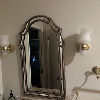 RNT Electric Solutions - Fixed bathroom light fixtures!! - Electricians Near Me RNT Electric Solutions - Fixed bathroom light fixtures!! - Electricians Near Me