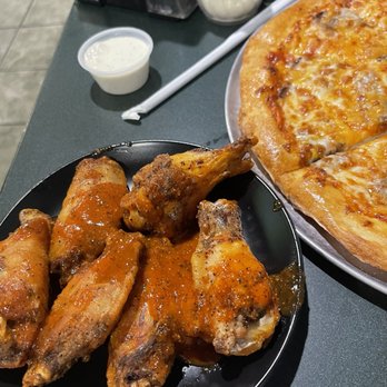 Maar's Pizza & More - Spicy Lemon Pepper - Pizza Near Me - San Antonio, Texas Maar's Pizza & More - Spicy Lemon Pepper - Pizza Near Me - San Antonio, Texas