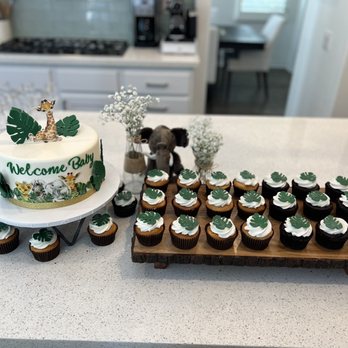 It's All About The Cake - Setup of cake and cupcakes - Bakeries Near Me - Dana Point, California It's All About The Cake - Setup of cake and cupcakes - Bakeries Near Me - Dana Point, California