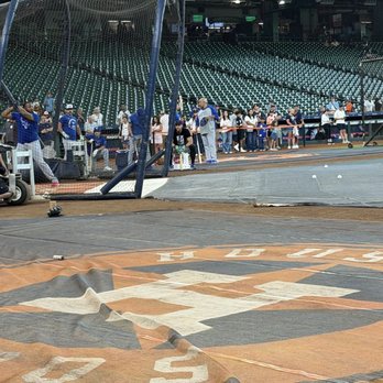 Houston Astros - Batting practice - Professional Sports Teams Near Me - Houston, Texas Houston Astros - Batting practice - Professional Sports Teams Near Me - Houston, Texas