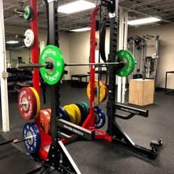 Statera Fitness - One of 4 squat racks downstairs.