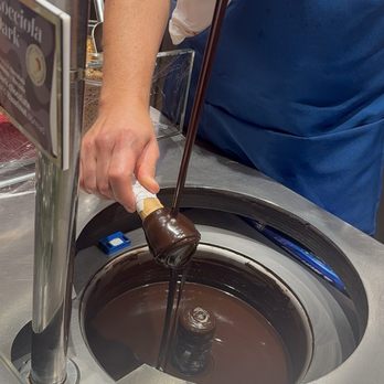 Venchi - Ice Cream & Frozen Yogurt Near Me - Rome, RM Venchi - Ice Cream & Frozen Yogurt Near Me - Rome, RM