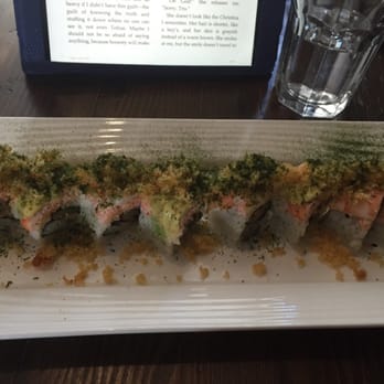 Kamado Sushi - Crunch roll, just ok - Japanese Near Me - Berkeley, California Kamado Sushi - Crunch roll, just ok - Japanese Near Me - Berkeley, California