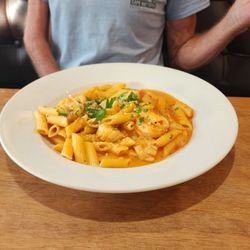 Larry's Italian Restaurant - Penne al Larry