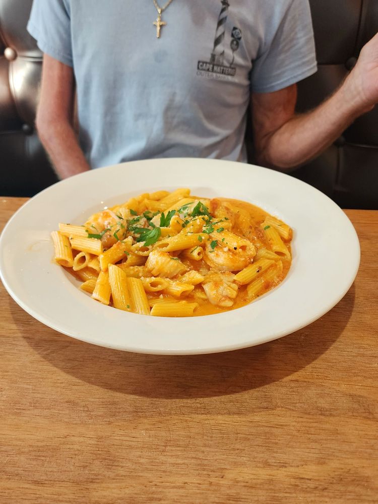Larry's Italian Restaurant Logo
