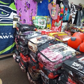 Delfi's Blanket Selection - Delfi's Blanket selection  713 west Yakima Ave Yakima wa 98902 - Home Decor Near Me - Yakima, Washington