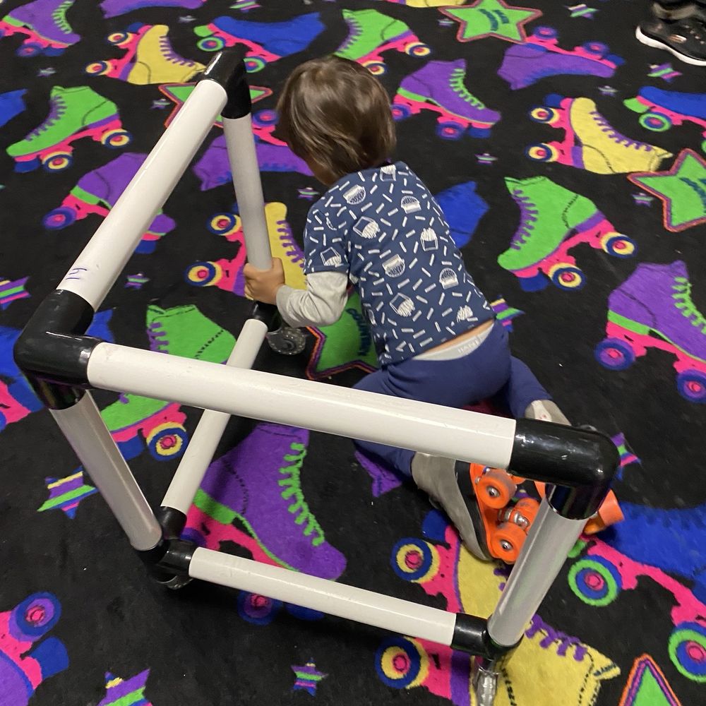 Skating helper (rent for $5)
