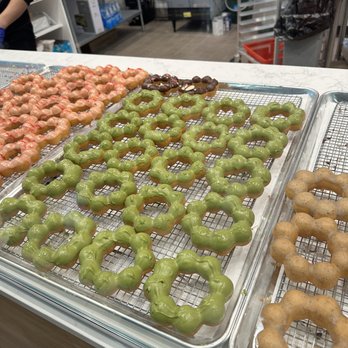 Mochinut - Oakridge - Donuts Near Me - San Jose, California
