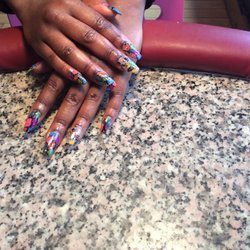I absolutely love the custom hand design she did
