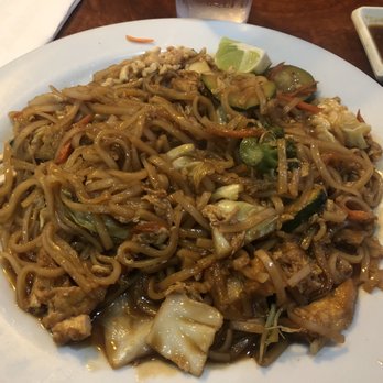 Jimmy's Sushi - Absolute worst rendition of Pad Thai I've ever received. Stick with the Rolls - Sushi Bars Near Me - Eagle River, Alaska
