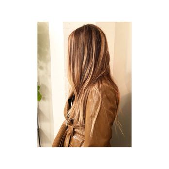 Windowwall - Full Balayage and Round Layers! - Hair Salons Near Me - Portland, Oregon