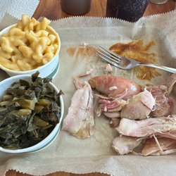 Saddleback BBQ - Pulled chicken, Mac n cheese, collard greens